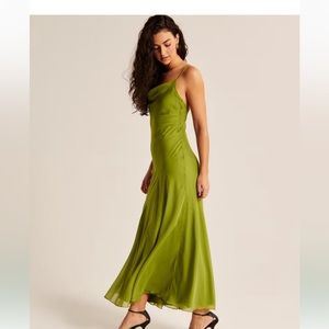 Cowl Neck Maxi Dress Abercrombie (Petite)